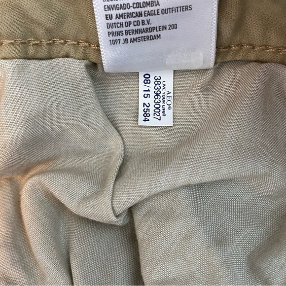 American Eagle Outfitters Khaki Sateen Jegging - Picture 10 of 10